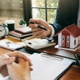 how to become a mortgage broker